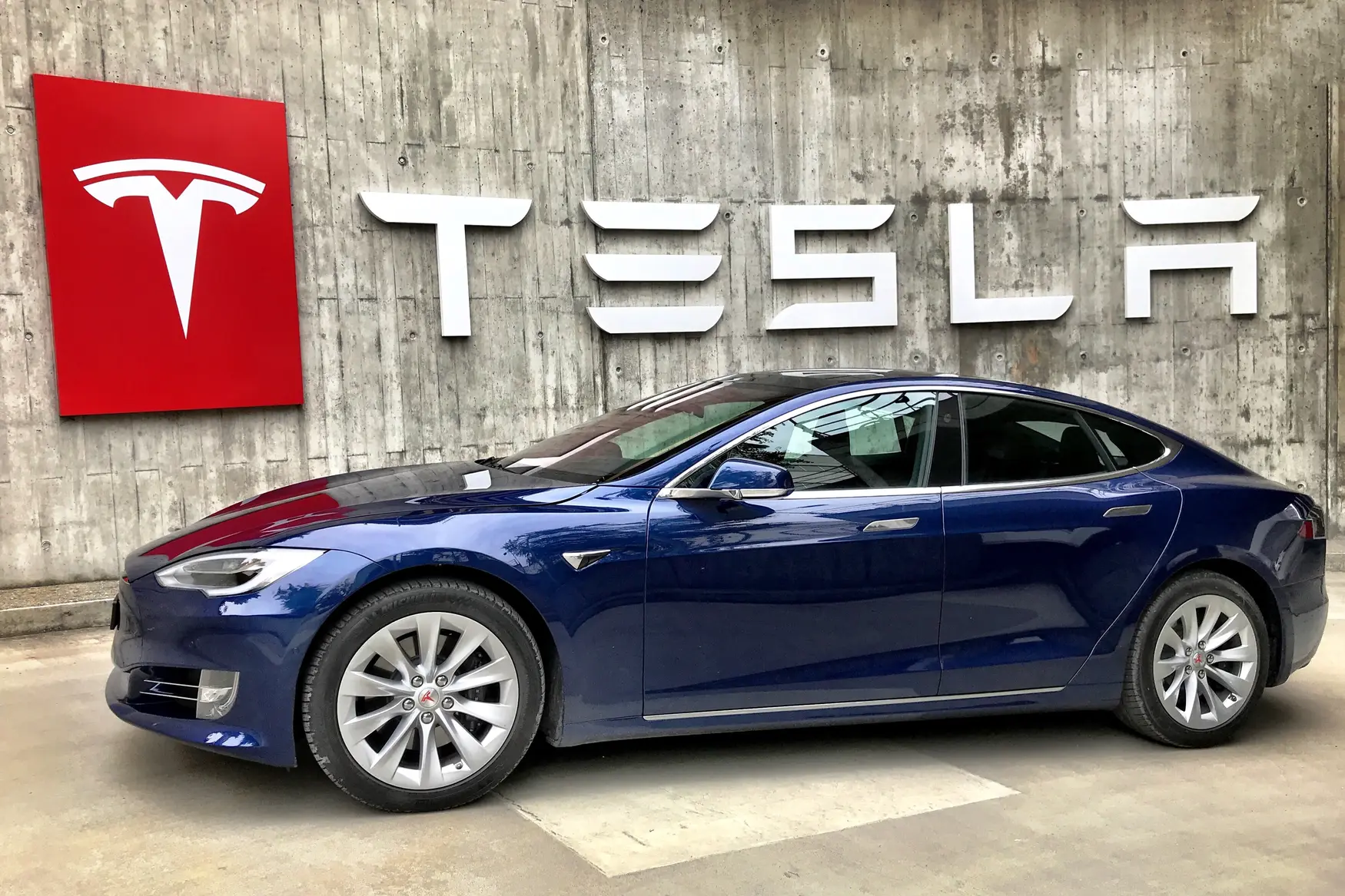 La guía de entrevistas para analistas financieros de Tesla